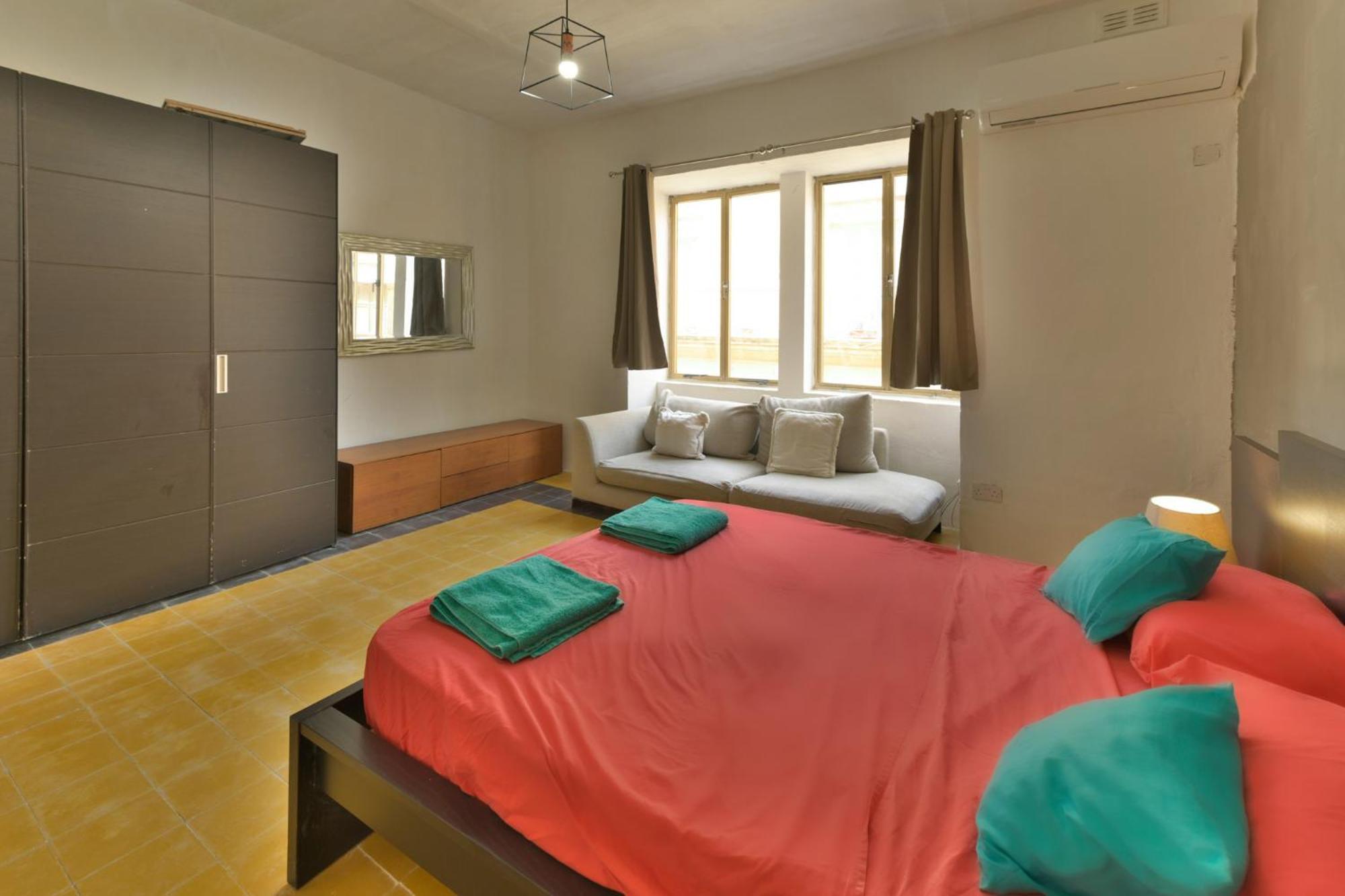 New 1 Bedroom Apartment In Valletta City Centre With Terrace And Views Exterior photo